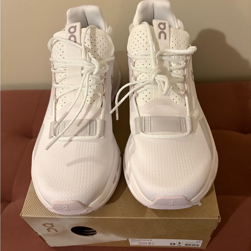 On Cloudnova 2 Sneakers - Picture 3 of 7